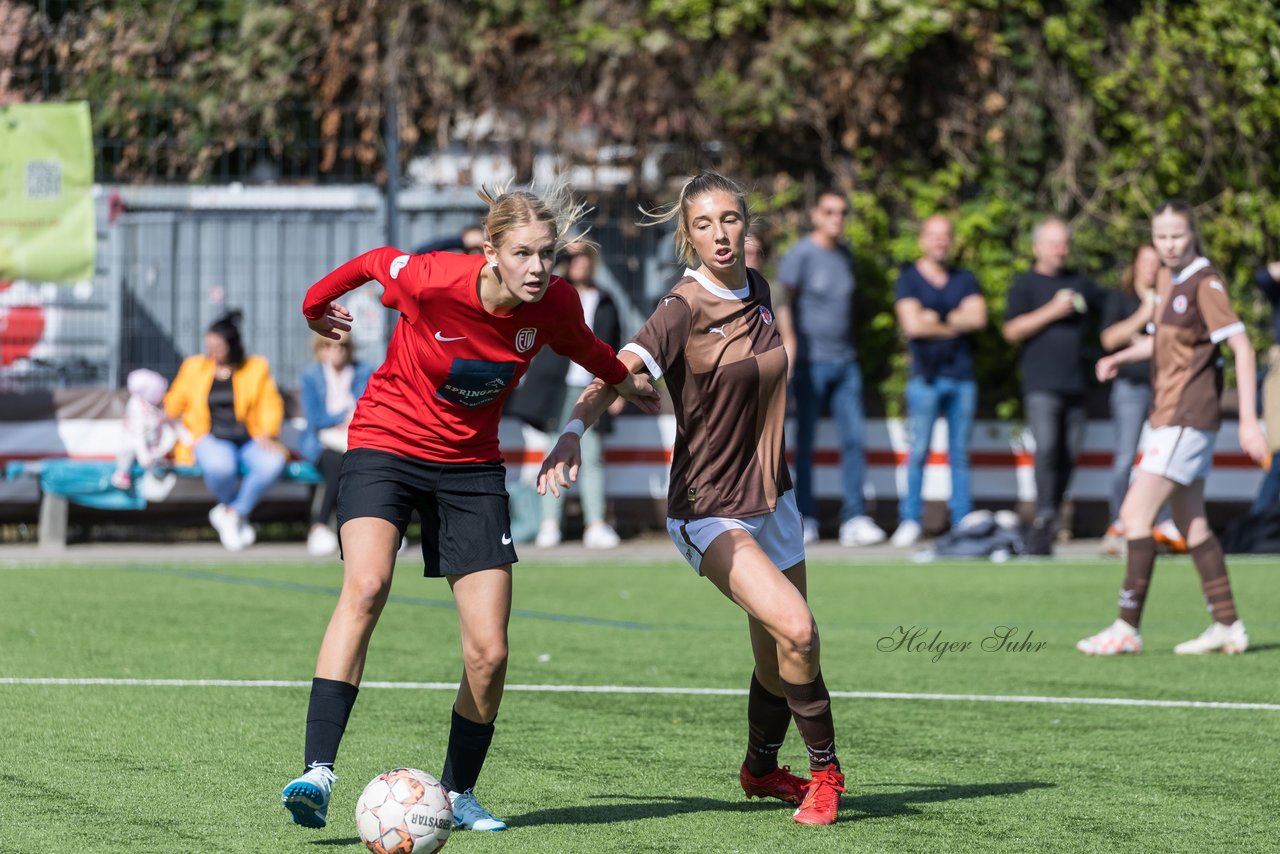 Bild 344 - wBJ FC St. Pauli - Eimsbuetteler TV : Ergebnis: 3:4